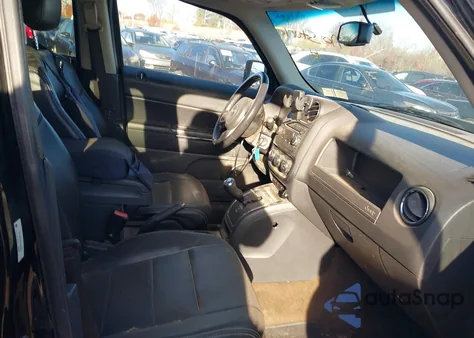 2014 Jeep Patriot Limited из США, поврежденный, VIN 1C4NJRCB5ED569866